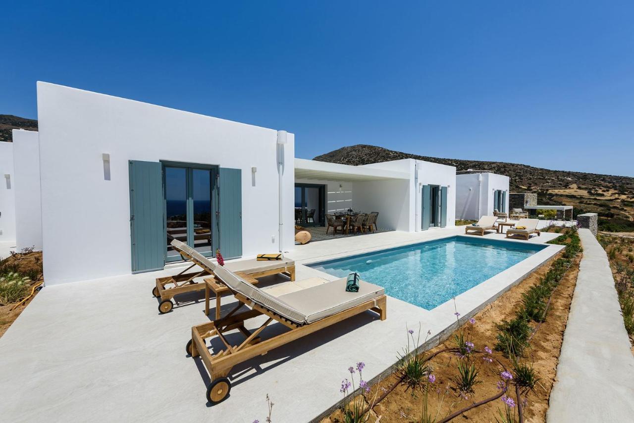 Villa Complex White And Rocks Парос Екстериор снимка