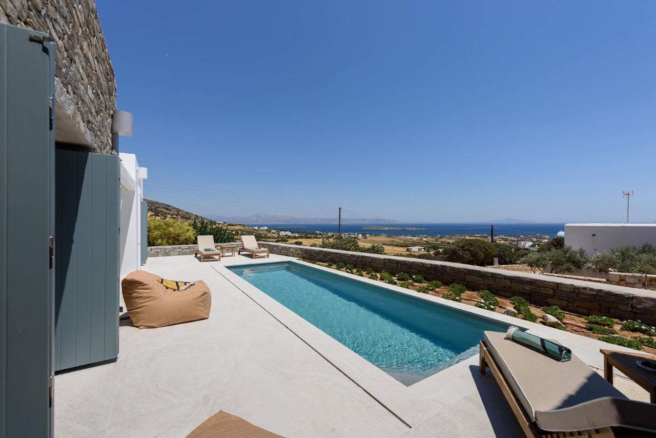 Villa Complex White And Rocks Парос Екстериор снимка