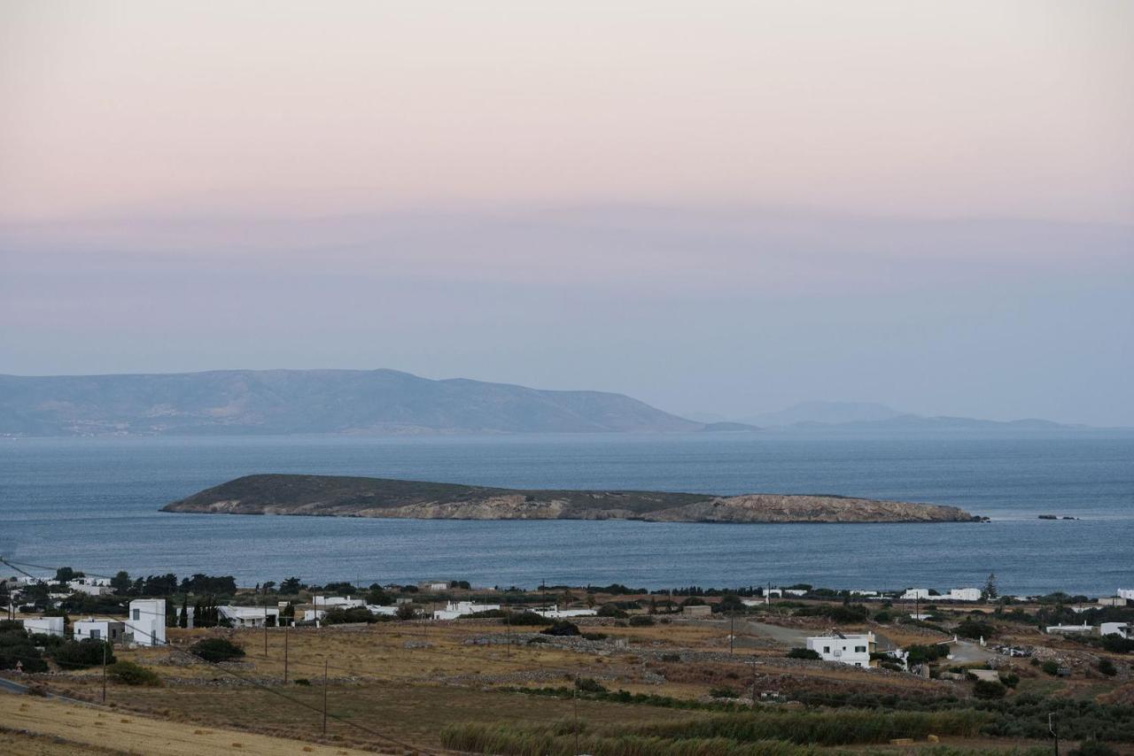 Villa Complex White And Rocks Парос Екстериор снимка