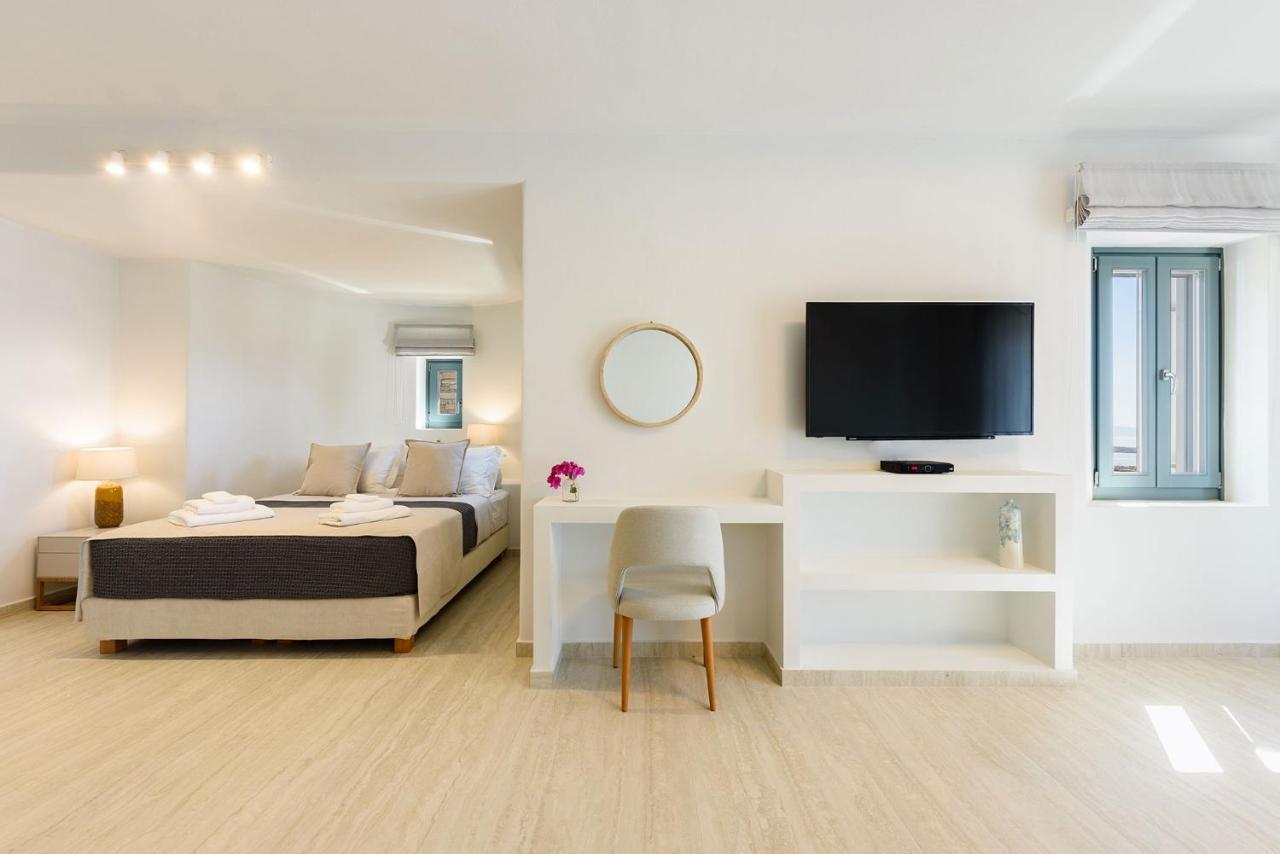 Villa Complex White And Rocks Парос Екстериор снимка