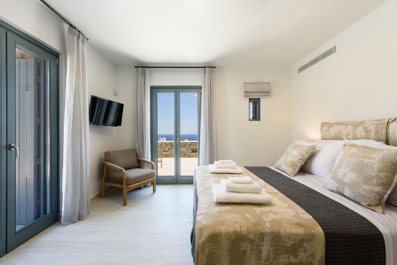 Villa Complex White And Rocks Парос Екстериор снимка