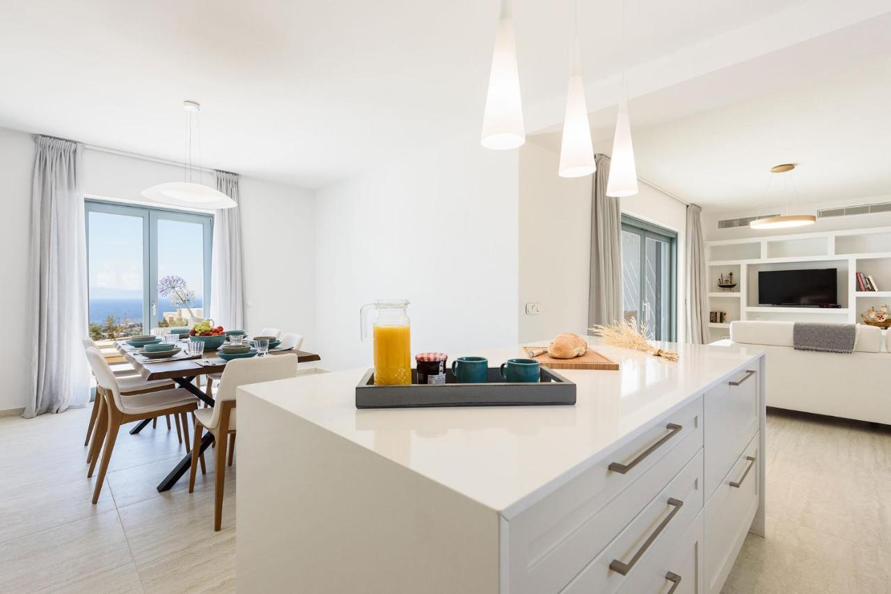Villa Complex White And Rocks Парос Екстериор снимка