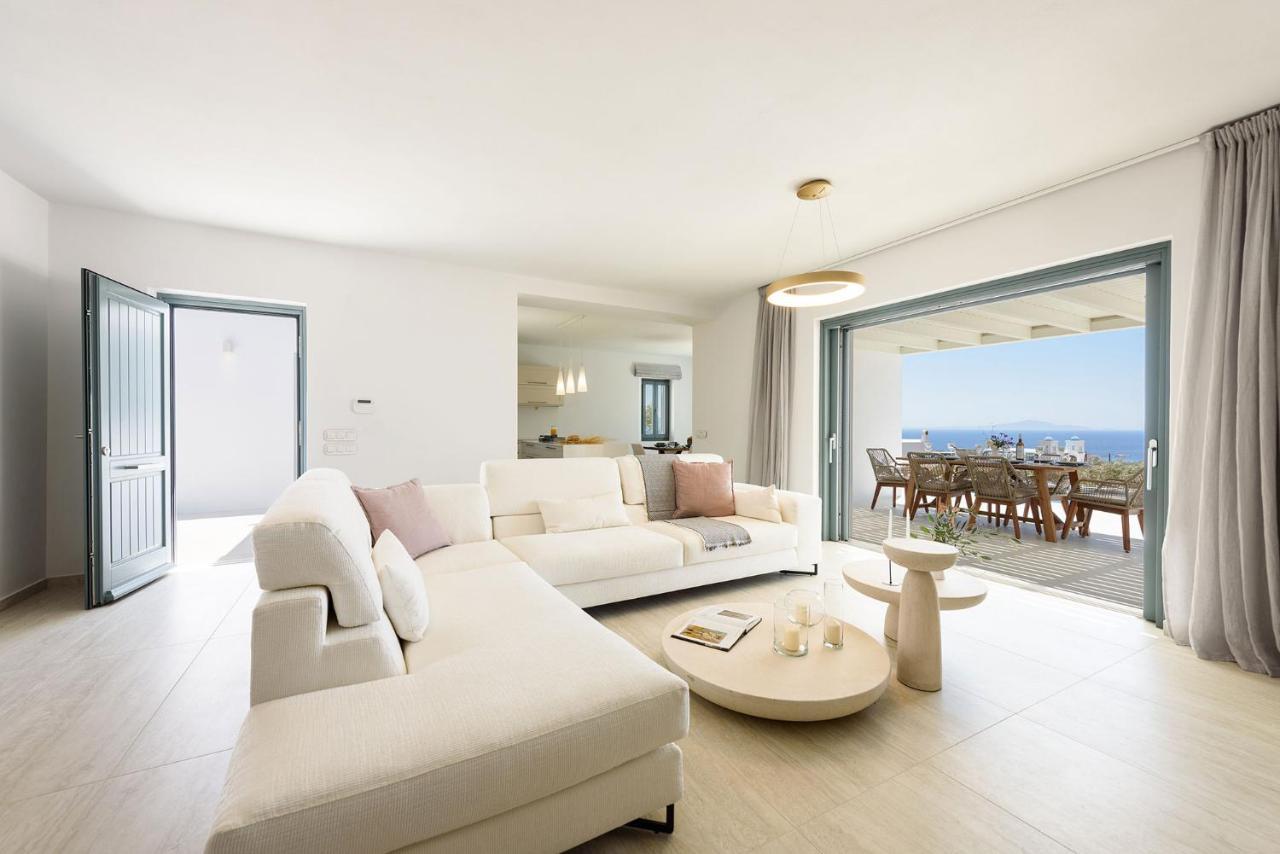 Villa Complex White And Rocks Парос Екстериор снимка