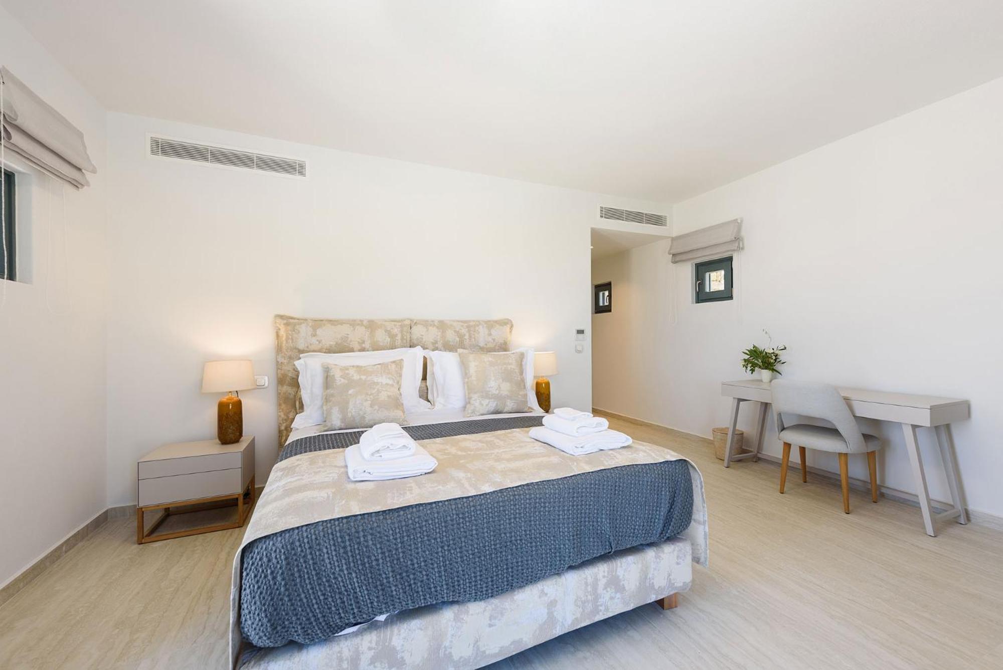 Villa Complex White And Rocks Парос Екстериор снимка
