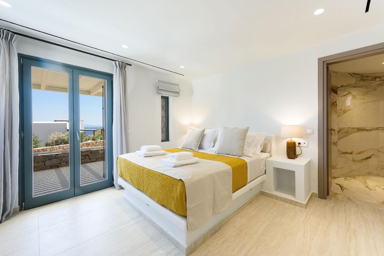 Villa Complex White And Rocks Парос Екстериор снимка