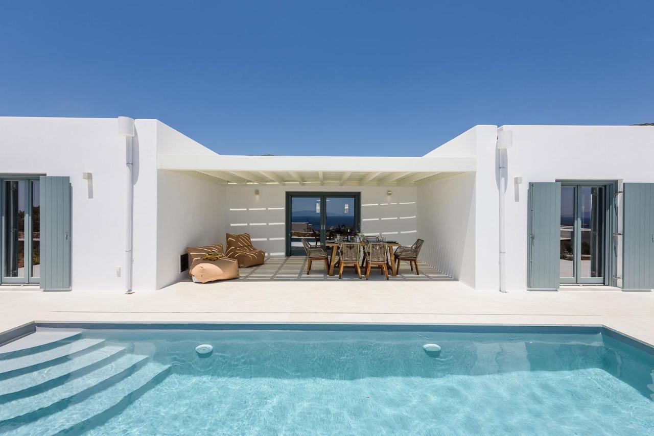 Villa Complex White And Rocks Парос Екстериор снимка