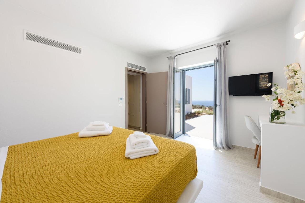 Villa Complex White And Rocks Парос Екстериор снимка