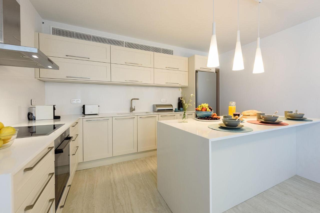 Villa Complex White And Rocks Парос Екстериор снимка