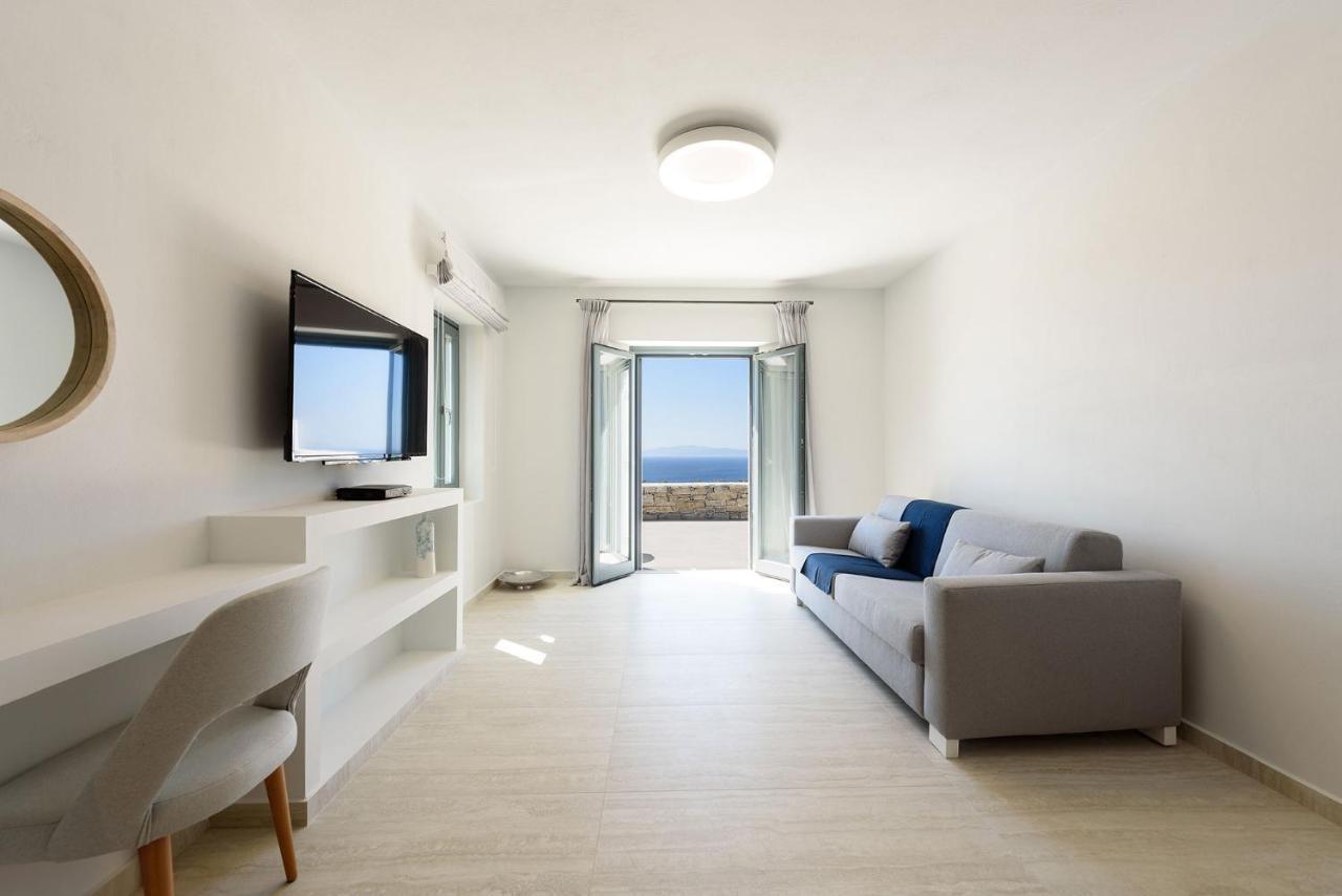 Villa Complex White And Rocks Парос Екстериор снимка